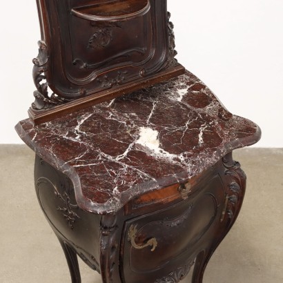 Tables de chevet de style rococo, tables de chevet de style rococo en noyer