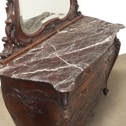 Comò in stile rococò,Comò in Stile Barocchetto