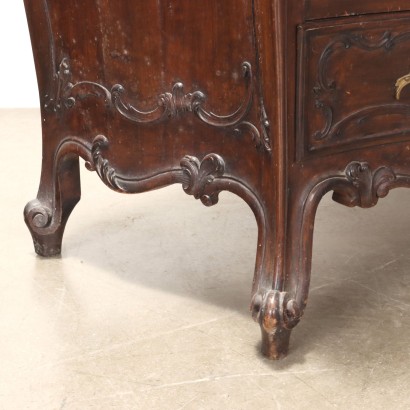 Comò in stile rococò,Comò in Stile Barocchetto