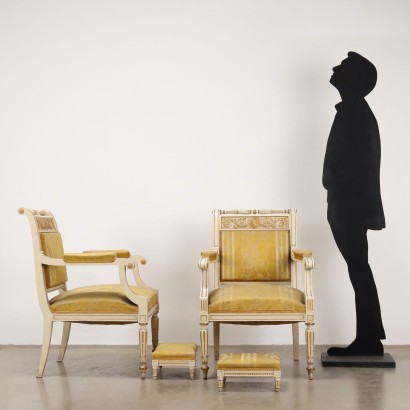 Coppia poltrone con poggia piedi,Coppia Poltrone con Poggia Piedi in St