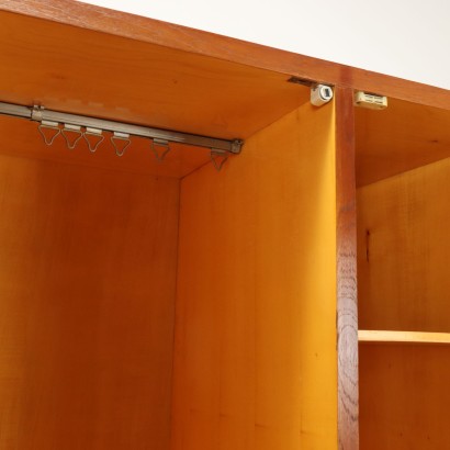 1960er Teakholz-Garderobenschrank, 1960er Teakholz-Garderobenschrank, 1960er Teakholz-Garderobenschrank, 1960er Teakholz-Garderobenschrank