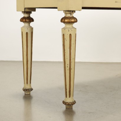 Tisch, Tannentisch, Lackierter Tannentisch