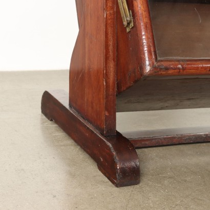 Englische Vitrine 1940er-50er Jahre,Englische Vitrine 1940er-50er Jahre,Englische Vitrine 1940er-50er Jahre,Englische Vitrine 1940er-50er Jahre,Englische Vitrine 1940er-50er Jahre