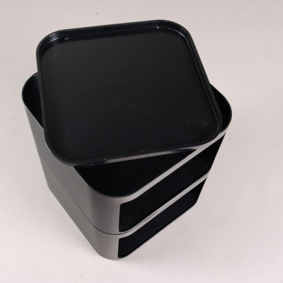 Contenitore Componibile Kartell di Anna ,Anna Castelli,Anna Castelli,Anna Castelli,Anna Castelli,Anna Castelli,Anna Castelli,Anna Castelli,Anna Castelli,Anna Castelli,Anna Castelli,Anna Castelli