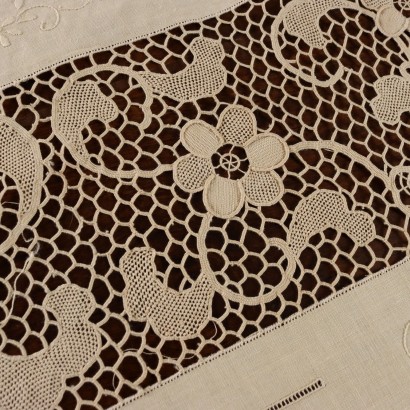 Tablecloth with 12 Napkins