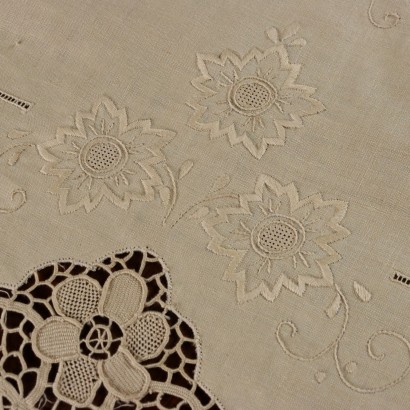 Tablecloth with 12 Napkins