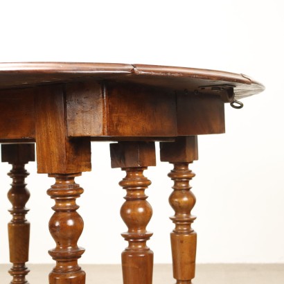 TAVOLO A BANDELLE,Tavolo a Bandelle in Noce