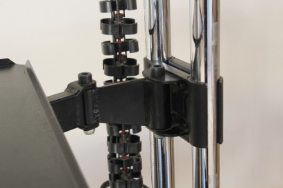 Scrivania ufficio Tecno, legno ricoperto in formica, metallo verniciato, metallo cromato, buone condizioni, piccoli segni di usura