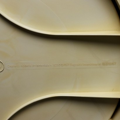 Tavolino 'Marema' di G,Gianfranco Frattini,Gianfranco Frattini,Gianfranco Frattini,Gianfranco Frattini,Gianfranco Frattini