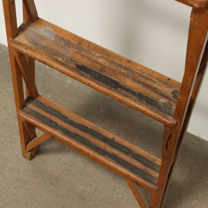 Échelle en bois des années 50