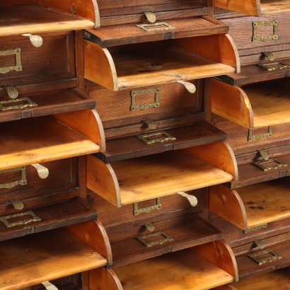 CAJA DE ARCHIVOS, Archivador de roble