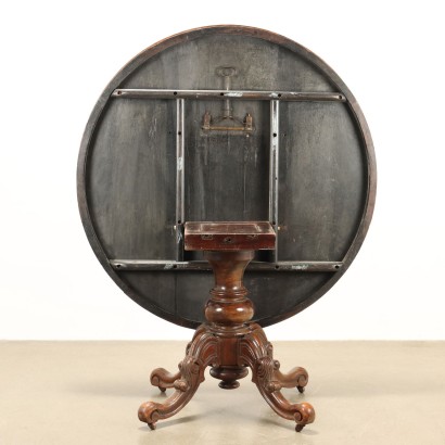 MESA VICTORIANA