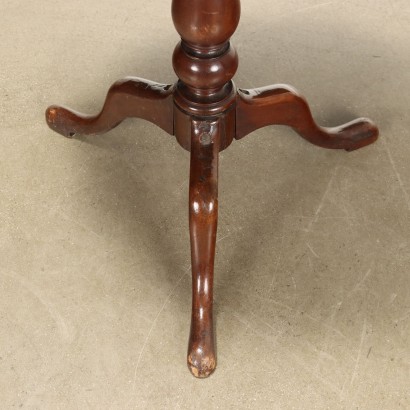 TAVOLINO,Gueridon in Mogano