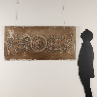 Fausse fresque, grotesque avec masque