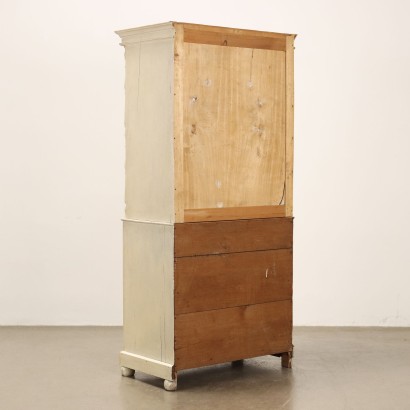 Armoire, buffet en bois laqué et peint
