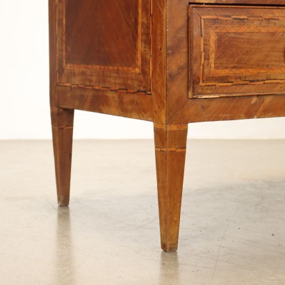 cómoda, cómoda neoclásica