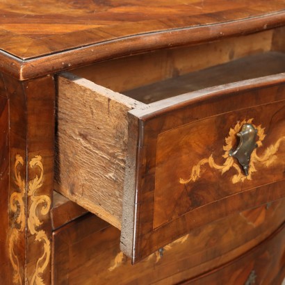 Comò,Comò in Stile Barocchetto