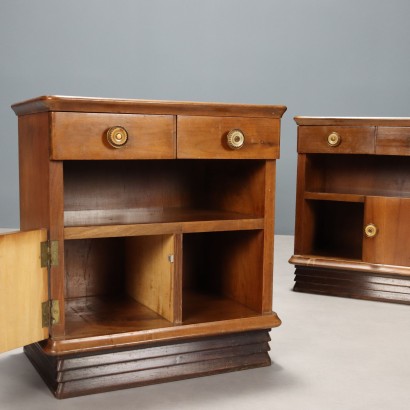 Deux tables de chevet des années 1940 0apostrop