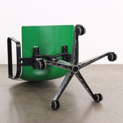 Sedia anni '70 in materiale p