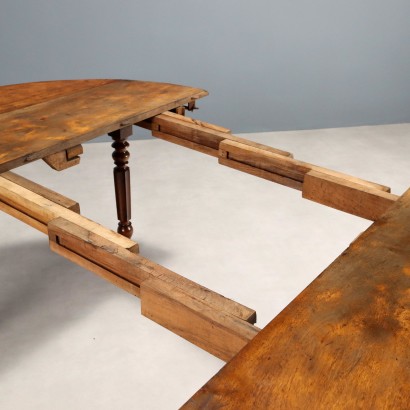 Tavolo,Tavolo in Noce