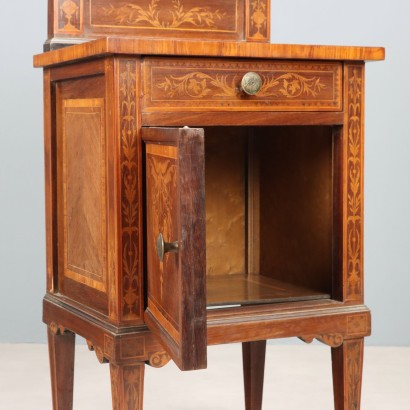 Comodino,Comodino Inizio XX Secolo