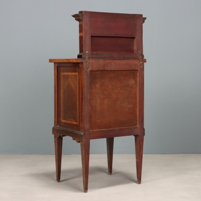 Comodino,Comodino Inizio XX Secolo