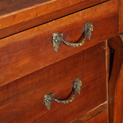 Cómoda, Restauración de cómoda