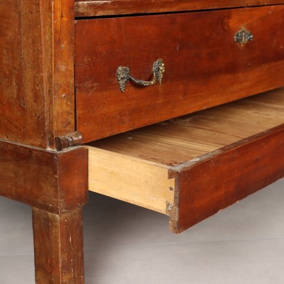 Cómoda, Restauración de cómoda