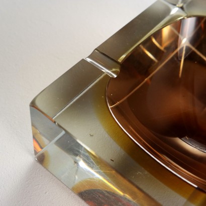 Posacenere in Vetro Sommerso nella Manie