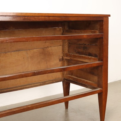 Cómoda Directorio, Cómoda Directorio en nogal