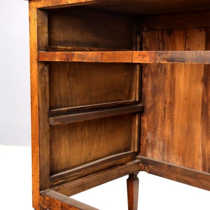 Cassettone,Cassettone in Stile Neoclassico