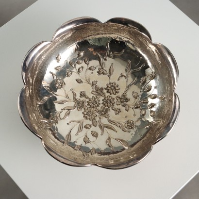 Ciotola in Argento Sbalzato
