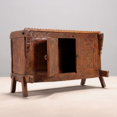 SIDEBOARD, Sideboard in Carved Exotic Wood