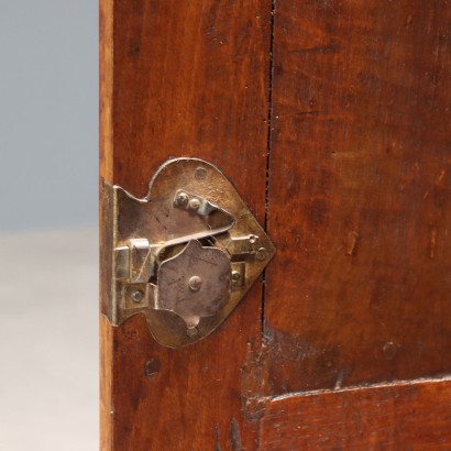 Paire d'armoires, Paire de buffets de style baroque