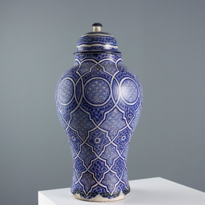 Vase en céramique majolique