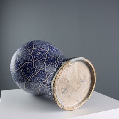 Vase en céramique majolique