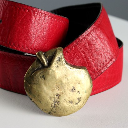 Vintage Belt with Apple