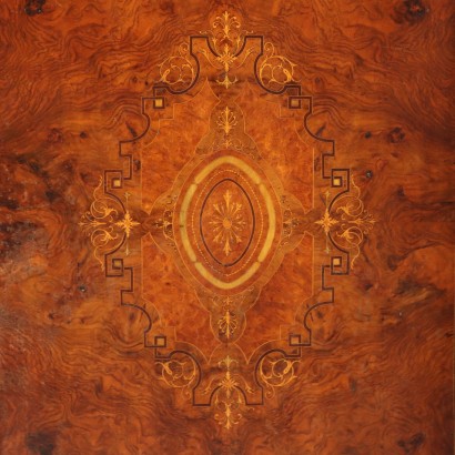 Servante in Stile Tardo Vittoriano