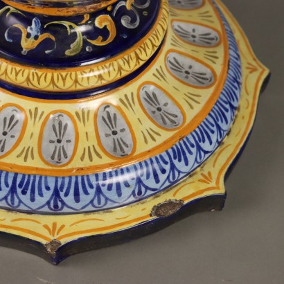 Colonna con Vaso in Maiolica Neorinascim