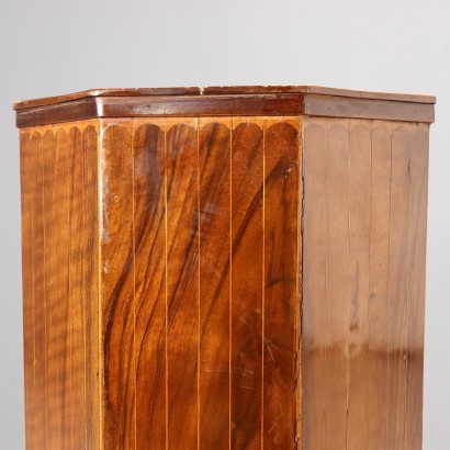 Pair of columns, Pair of columns, Pair of walnut columns