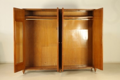 Armadio anni 50, legno listellato, ciliegio, buone condizioni, piccoli segni di usura