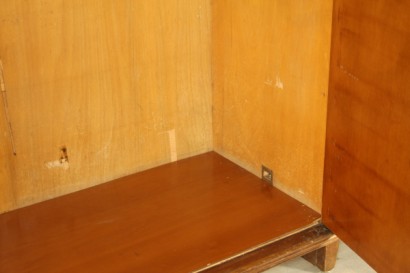 Armadio anni 50, legno listellato, ciliegio, buone condizioni, piccoli segni di usura