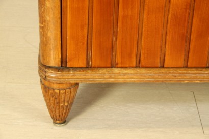 Armadio anni 50, legno listellato, ciliegio, buone condizioni, piccoli segni di usura
