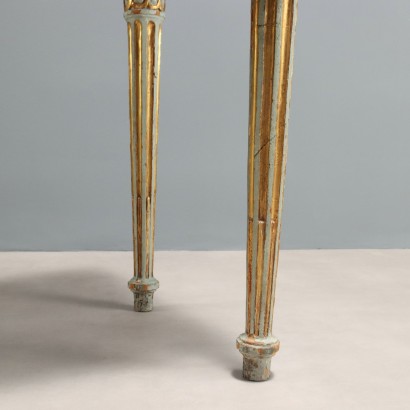 TAVOLINO,Tavolino in Stile Neclassico