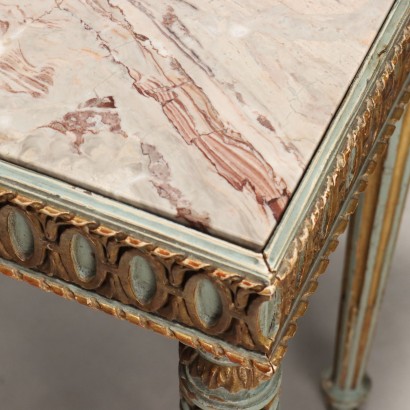 TAVOLINO,Tavolino in Stile Neclassico