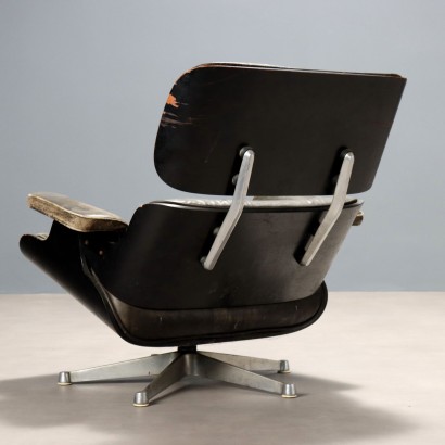 Poltrona tipo Lounge Chair di Charles