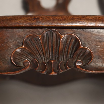 Coppia di Poltrone Diverse in Stile Ba