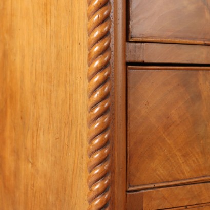 Cómoda Cappuccino, Cómoda Luis Felipe en nogal