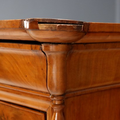 Cómoda Cappuccino, Cómoda Luis Felipe en nogal