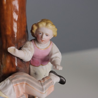 Par de candelabros de porcelana